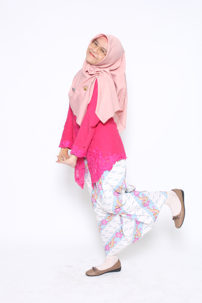 Widya Pertiwi, S.Pd. - Kimia